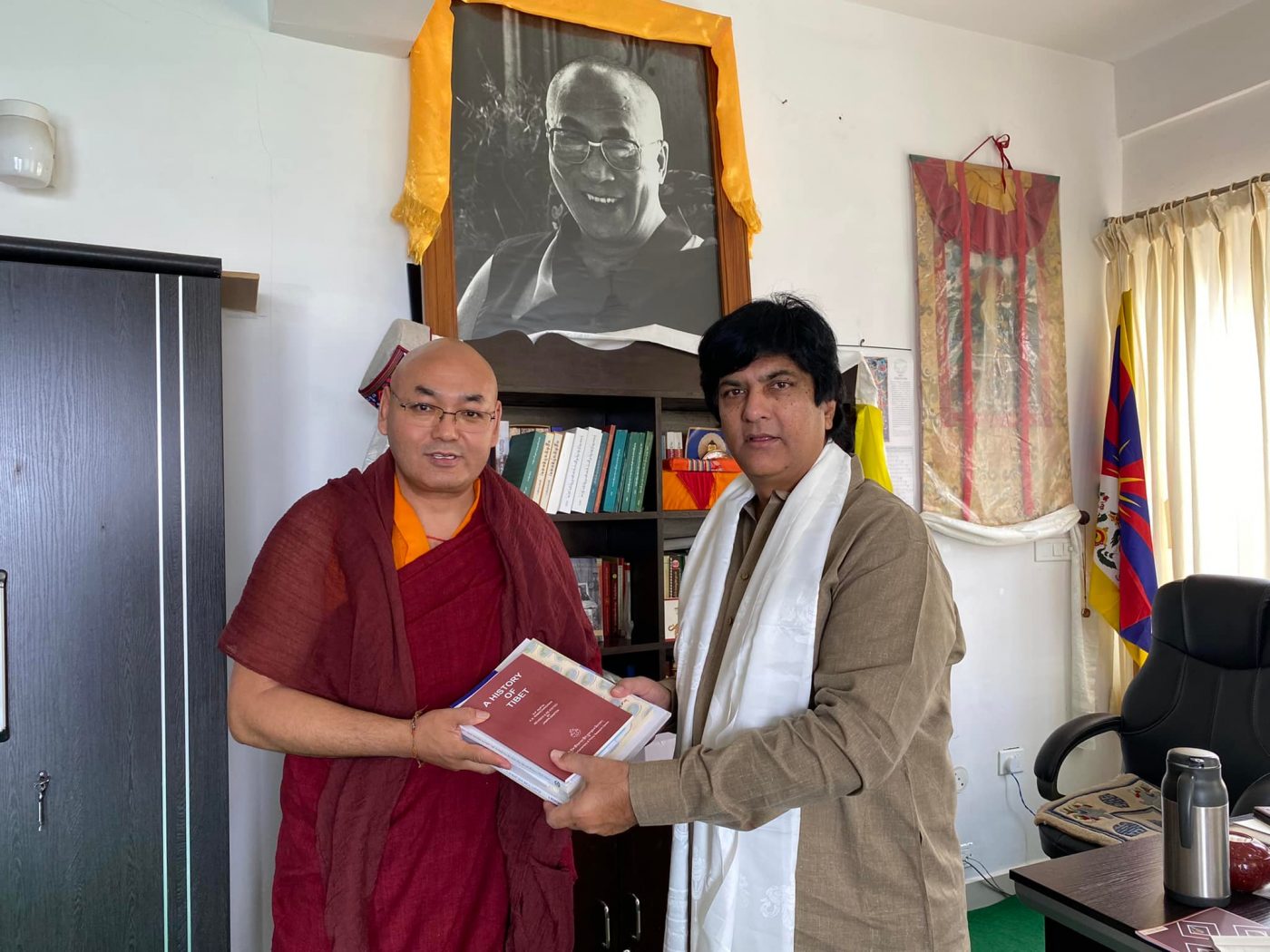 Speaker Meets Raj Sabha MPs Muzibulla Khan and Shri. K. T. S. Tulsi ...